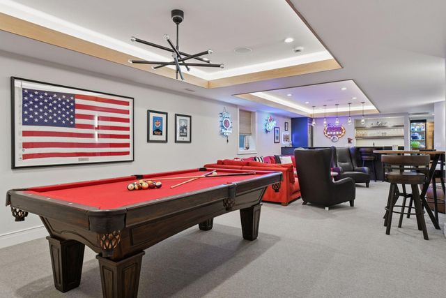 715 Rice Street E, Wayzata, MN 55391