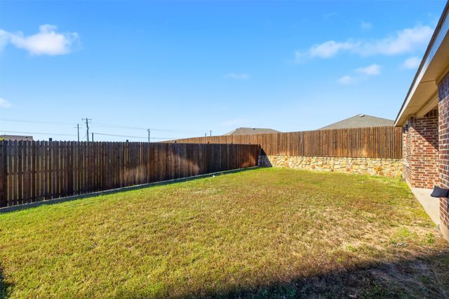 1513 Stinnett Drive, Forney, TX 75126