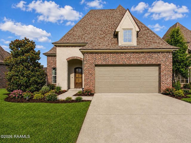 107 Autumn Brook Drive, Broussard, LA 70518