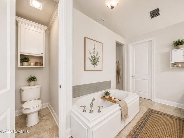 107 Autumn Brook Drive, Broussard, LA 70518