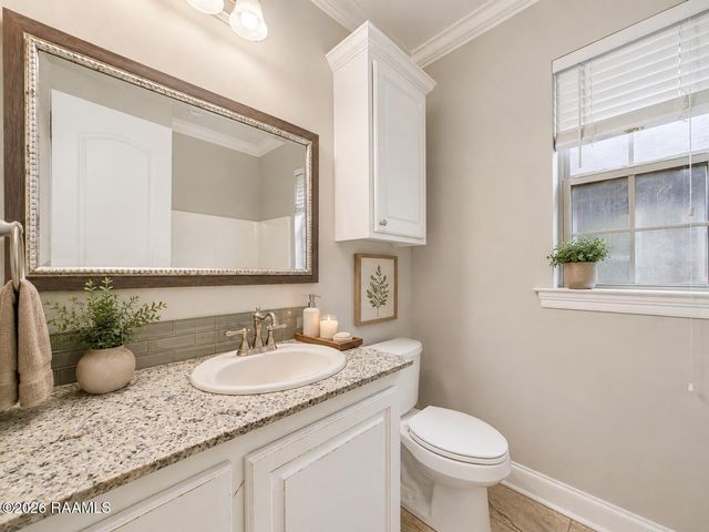 107 Autumn Brook Drive, Broussard, LA 70518