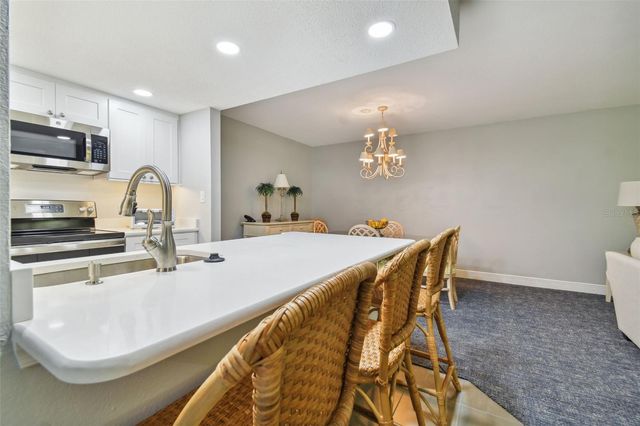 36750 US HIGHWAY 19 N 04239, Palm Harbor, FL 34684