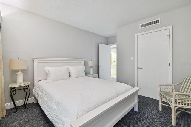 36750 US HIGHWAY 19 N 04239, Palm Harbor, FL 34684