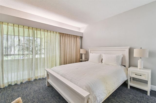 36750 US HIGHWAY 19 N 04239, Palm Harbor, FL 34684