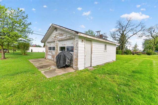 1160 S Greenwood Street, Bellefontaine, OH 43311