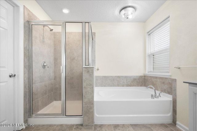 12766 CHANDLERS CROSSING Lane, Jacksonville, FL 32226