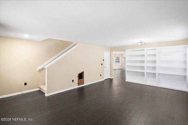 12766 CHANDLERS CROSSING Lane, Jacksonville, FL 32226
