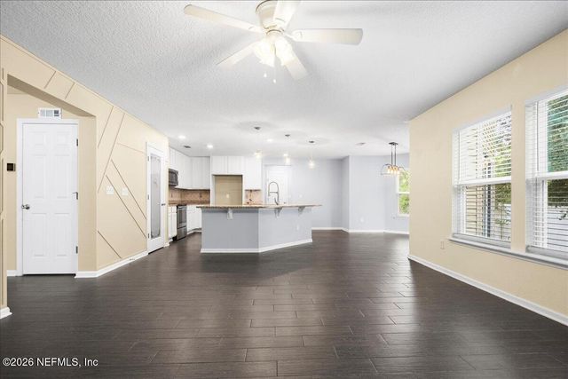 12766 CHANDLERS CROSSING Lane, Jacksonville, FL 32226