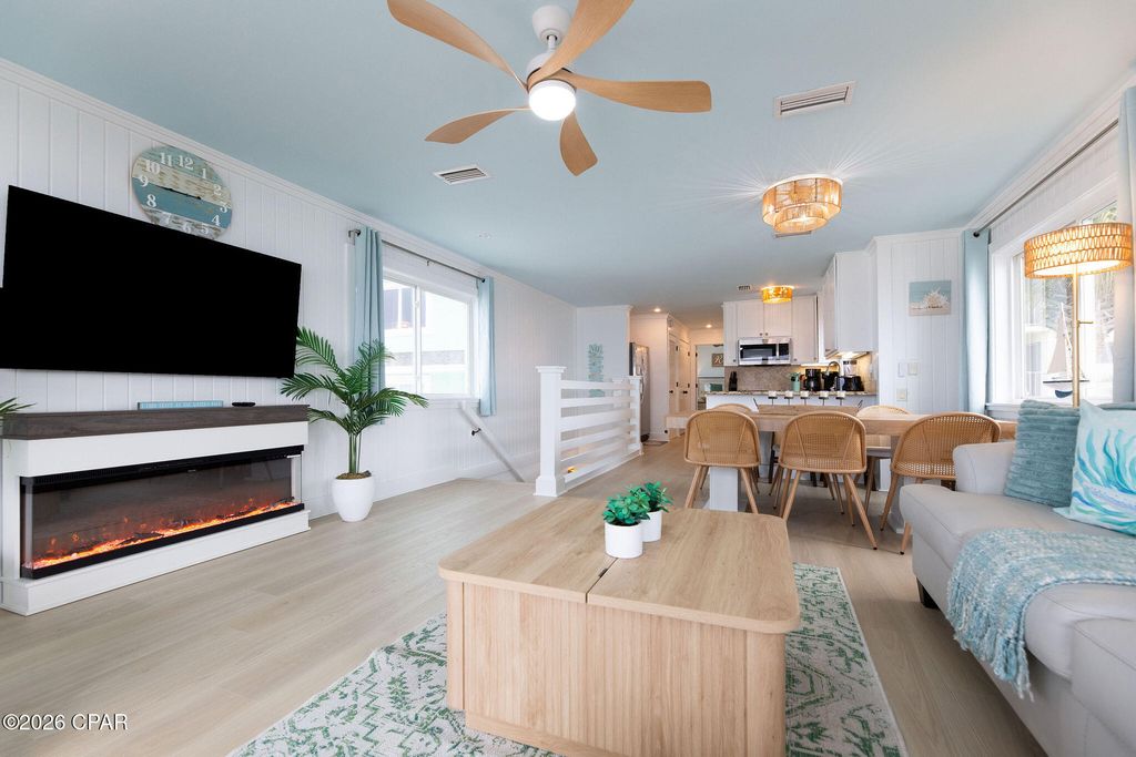 Image 7 of property listing at 5903 Gulf Drive, Panama City Beach, FL 32408