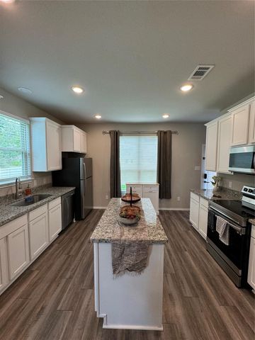 710 Crystal River Road, Conroe, TX 77316