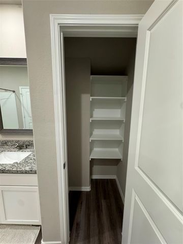 710 Crystal River Road, Conroe, TX 77316