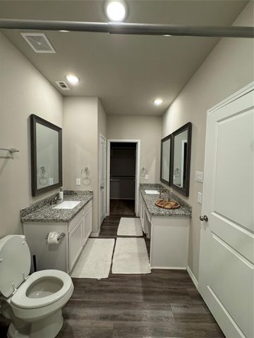 710 Crystal River Road, Conroe, TX 77316