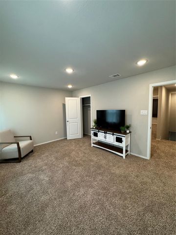 710 Crystal River Road, Conroe, TX 77316