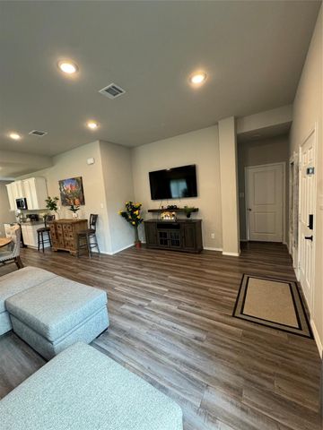 710 Crystal River Road, Conroe, TX 77316