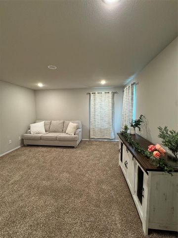 710 Crystal River Road, Conroe, TX 77316