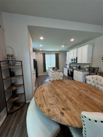 710 Crystal River Road, Conroe, TX 77316