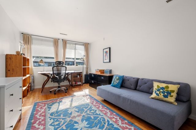 241 Perkins St H-402, Boston, MA 02130