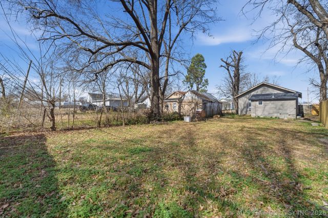 108 E 5th Street, Skiatook, OK 74070