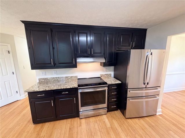 5410 Windswept Trace, Buford, GA 30518