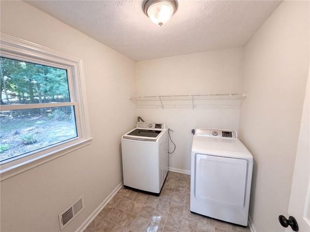 5410 Windswept Trace, Buford, GA 30518