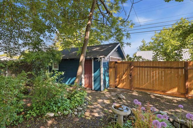 2728 W Gardner Ave, Spokane, WA 99201