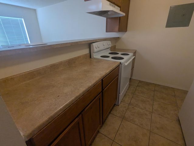 10908 Towner Avenue NE, Albuquerque, NM 87112