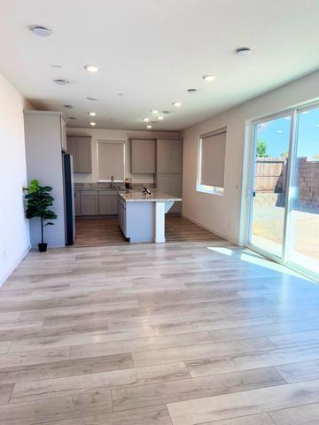 4633 Snapdragon way, Folsom, CA 95630