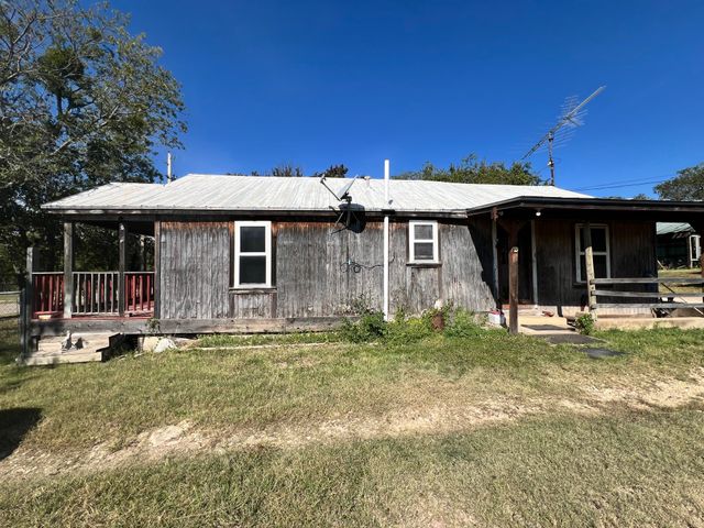 815 W Standifer Street, Hamilton, TX 76531