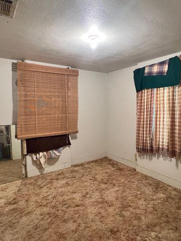 815 W Standifer Street, Hamilton, TX 76531