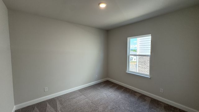 346 Emerald Blvd, Lebanon, TN 37087