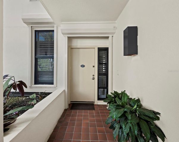 2020 HARBOURSIDE DRIVE 417, Longboat Key, FL 34228