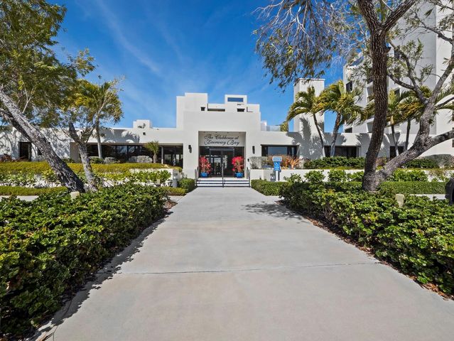 2020 HARBOURSIDE DRIVE 417, Longboat Key, FL 34228