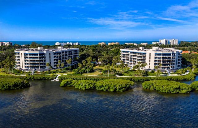 2020 HARBOURSIDE DRIVE 417, Longboat Key, FL 34228