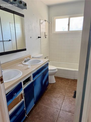 100 Grinnell Street, Colorado Springs, CO 80911