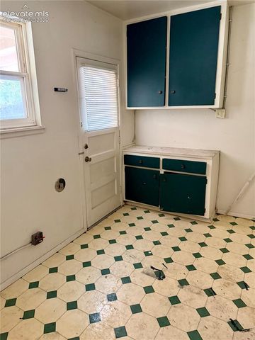 100 Grinnell Street, Colorado Springs, CO 80911