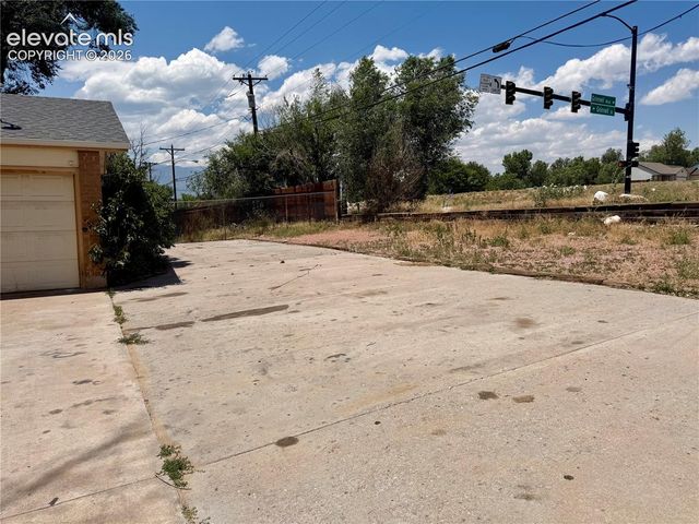 100 Grinnell Street, Colorado Springs, CO 80911