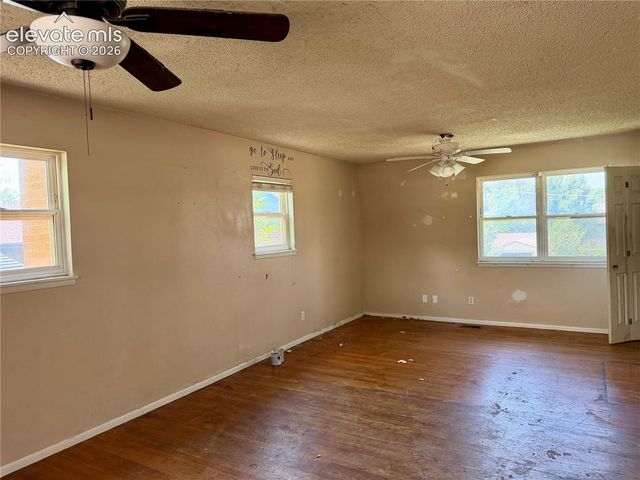 100 Grinnell Street, Colorado Springs, CO 80911