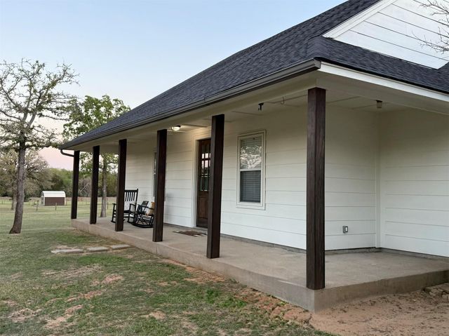 1032 Private Road 7039, Lexington, TX 78947