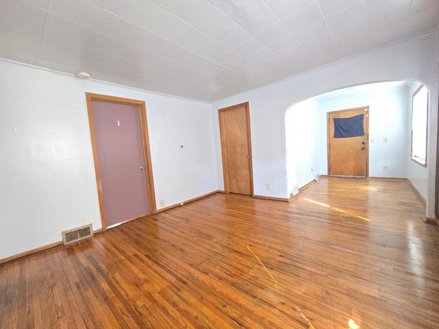 1215 Galtier Street, Saint Paul, MN 55117