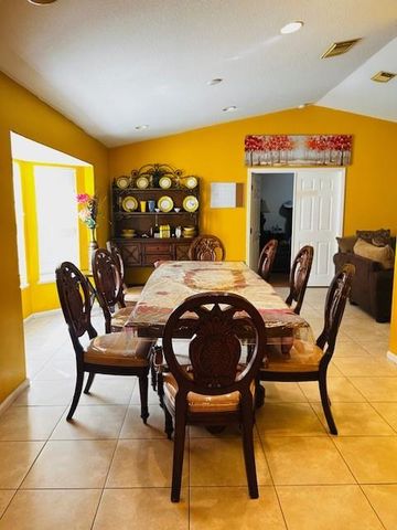 6507 NW Chugwater Cir, Port St Lucie, FL 34983