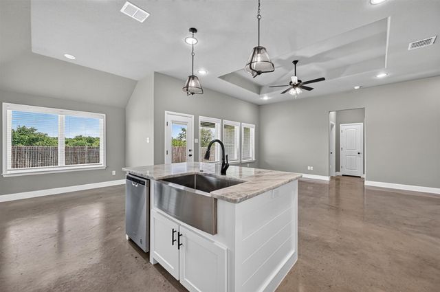 214 Rees Avenue, Godley, TX 76044