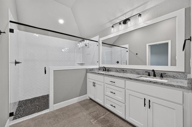 214 Rees Avenue, Godley, TX 76044