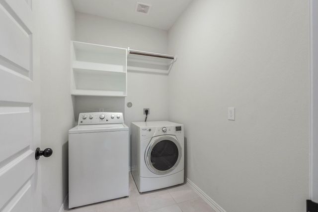 143 Scarlet Maple Court, Conroe, TX 77318