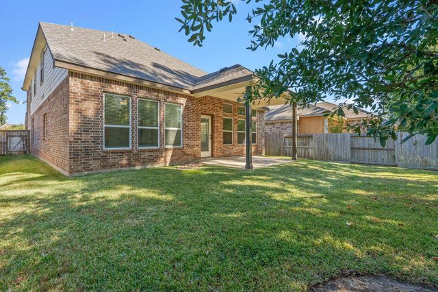 143 Scarlet Maple Court, Conroe, TX 77318