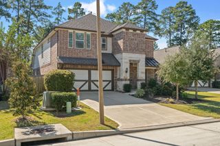143 Scarlet Maple Court, Conroe, TX 77318