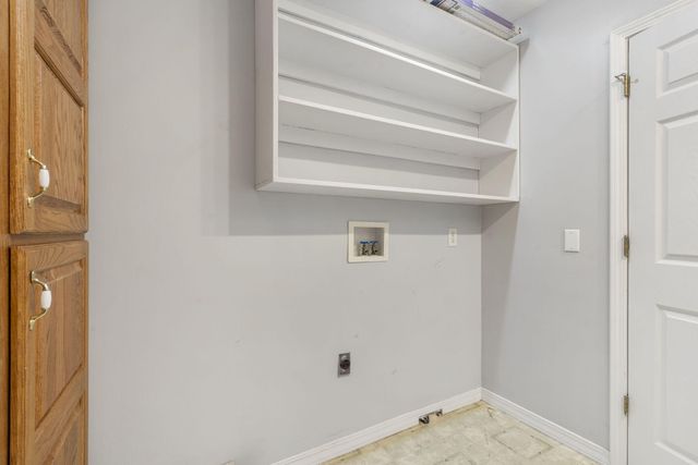 307 N Rechow Avenue, Bolivar, MO 65613