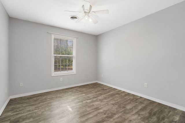 307 N Rechow Avenue, Bolivar, MO 65613