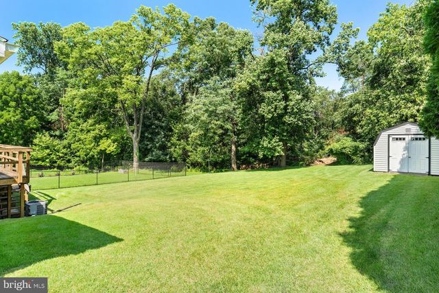 222 OAK KNOLL RD, New Cumberland, PA 17070