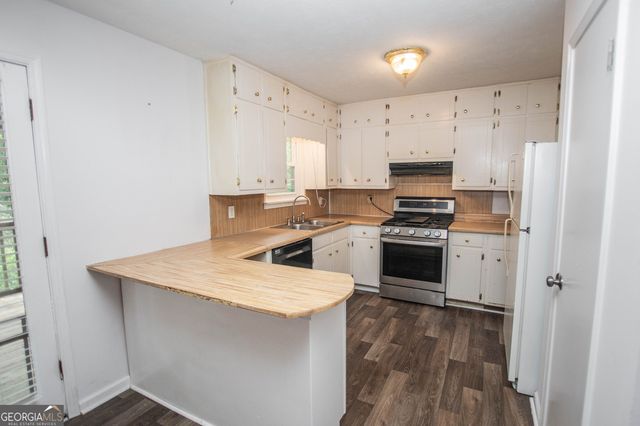 3180 Oak Drive, Lawrenceville, GA 30044