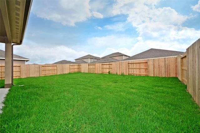 1015 Modesto Drive, Rosharon, TX 77583